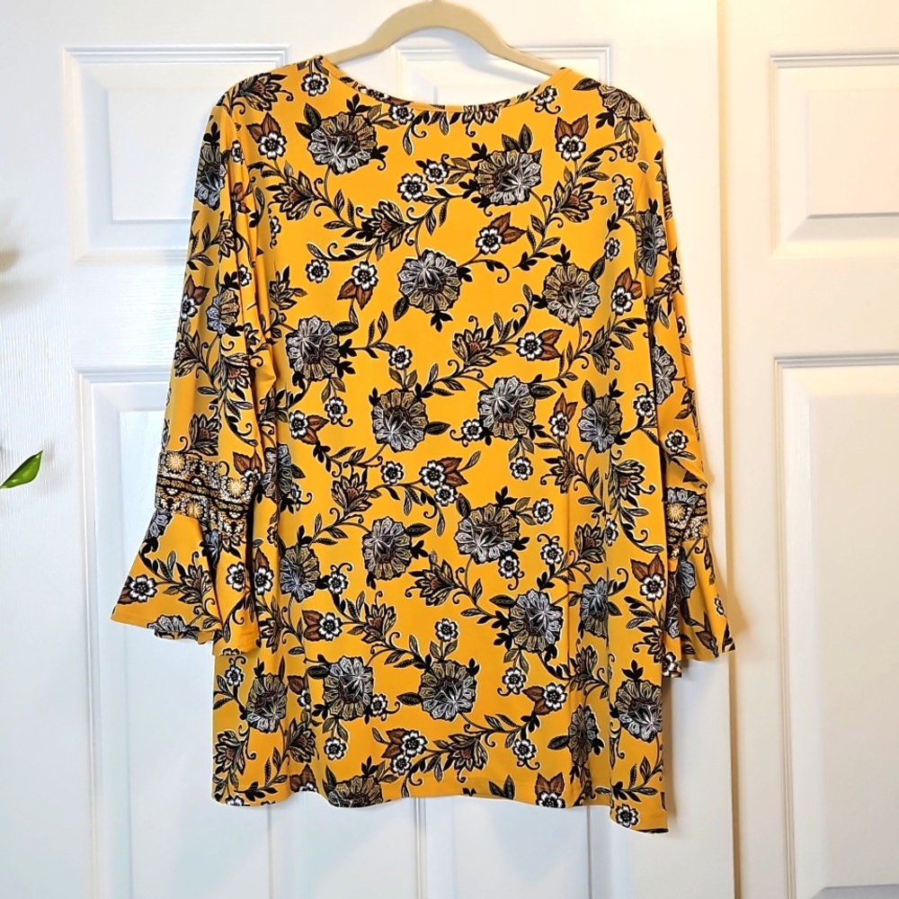 Susan Graver Yellow and Black Liquid Knit Ruffle Sleeve Tunic - Picture 4 of 5